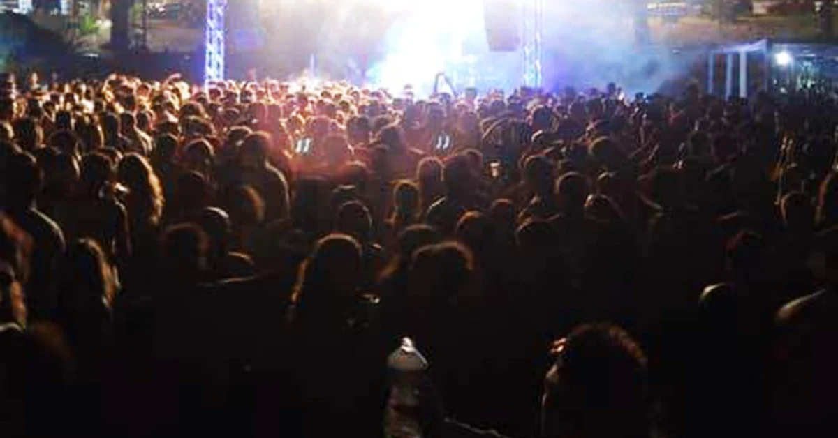Festa non a norma con 630 persone in un lido a Sferracavallo, controlli di Ferragosto