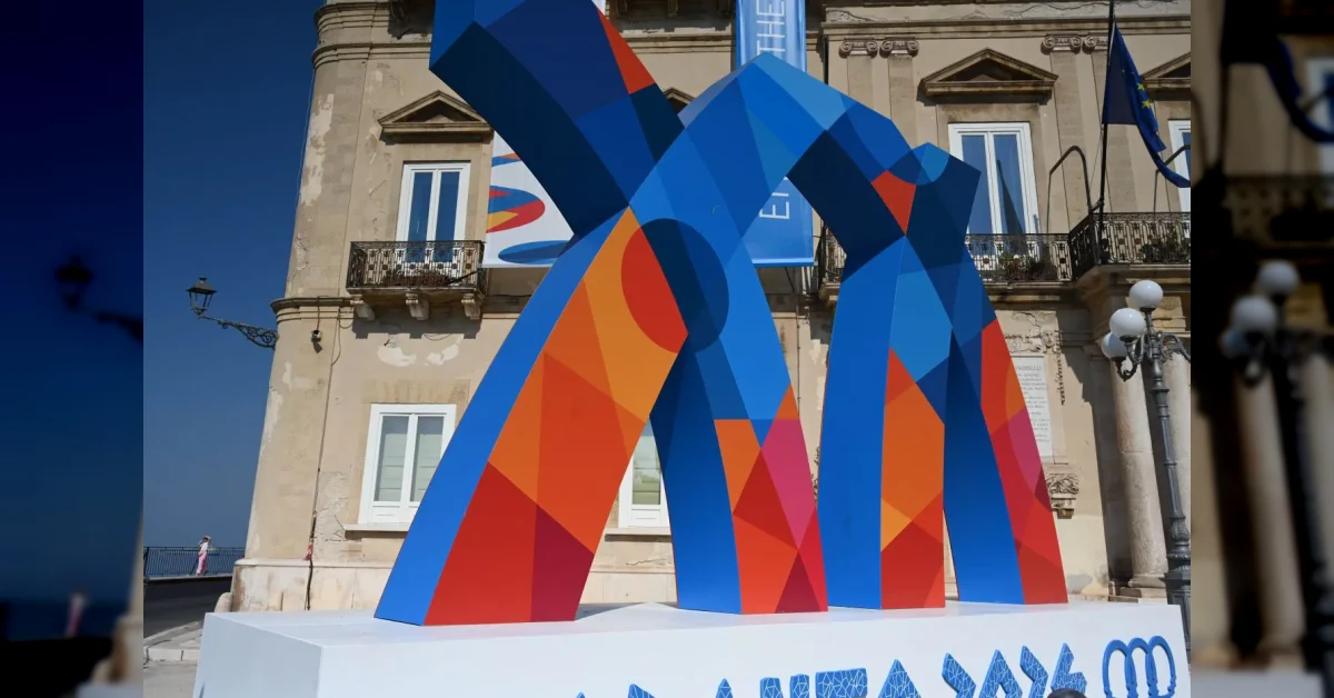 Cerimonia di apertura dei Giochi del Mediterraneo 2026 a Taranto con il presidente Mattarella e gli atleti azzurri