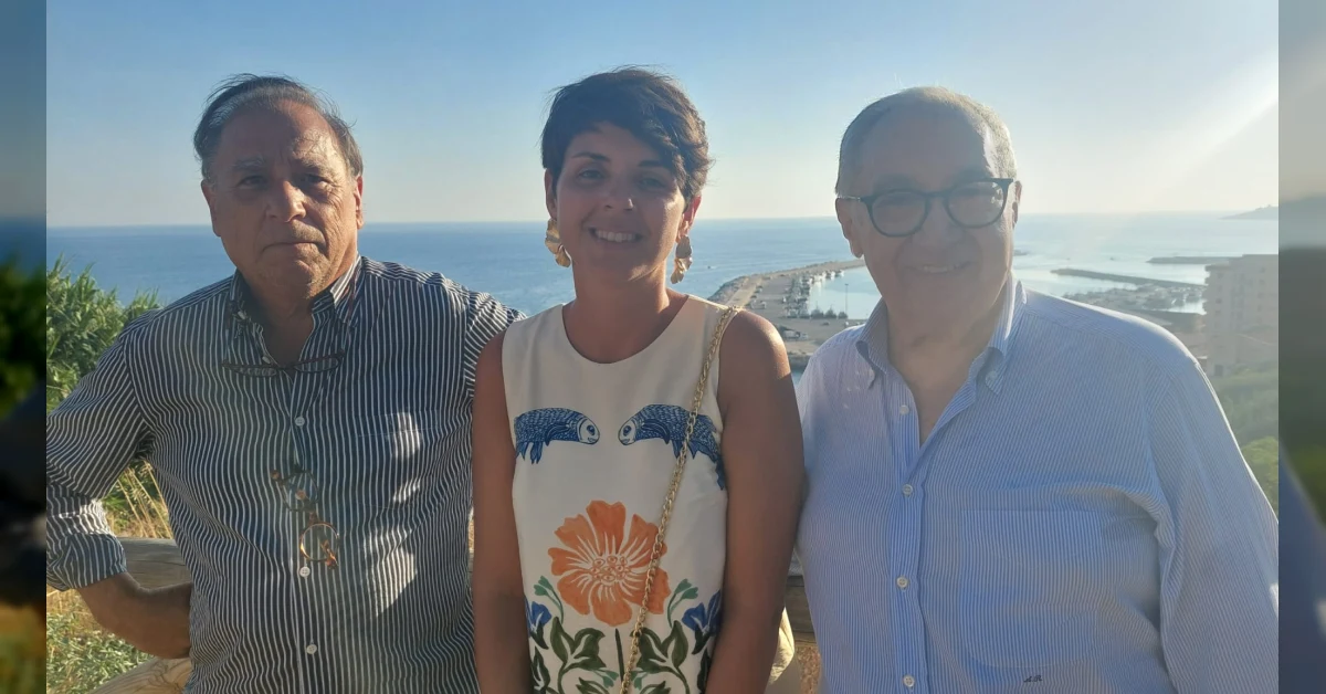Cerimonia di intitolazione del Belvedere Fondo Bernardo a Sciacca al medico Pippo Stranci