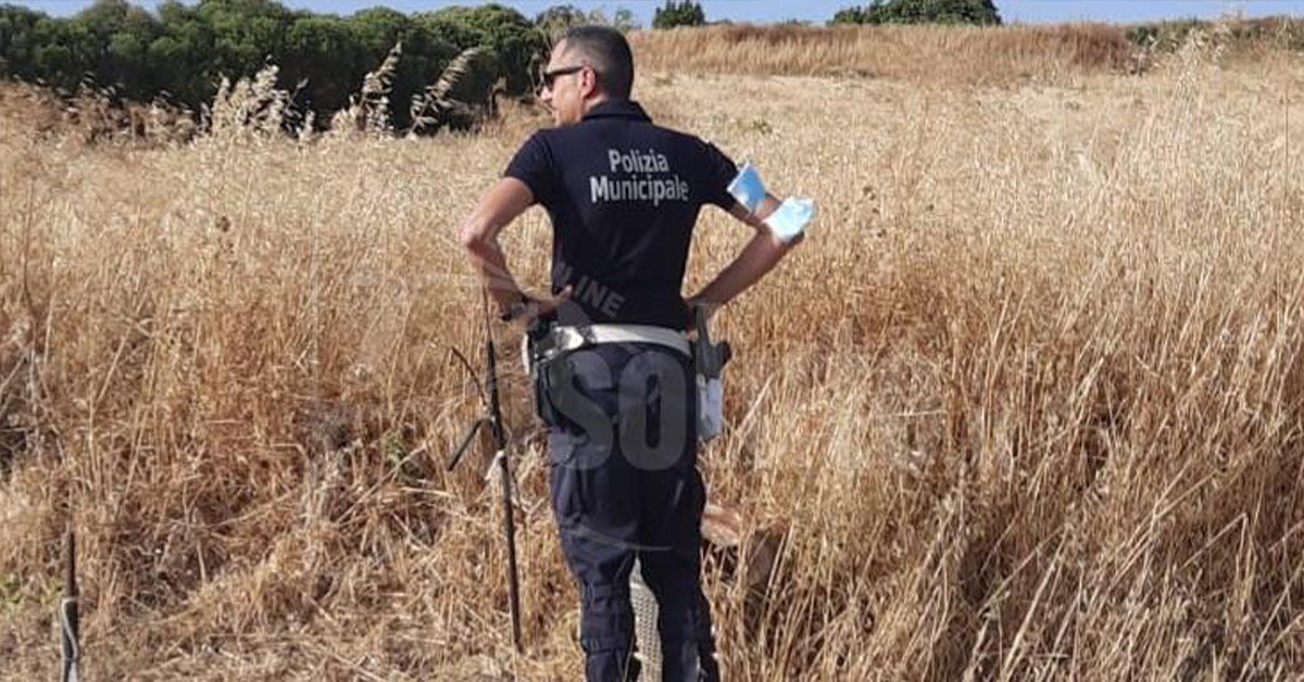 Terreni incolti a rischio incendio a Sciacca con sanzioni della polizia municipale