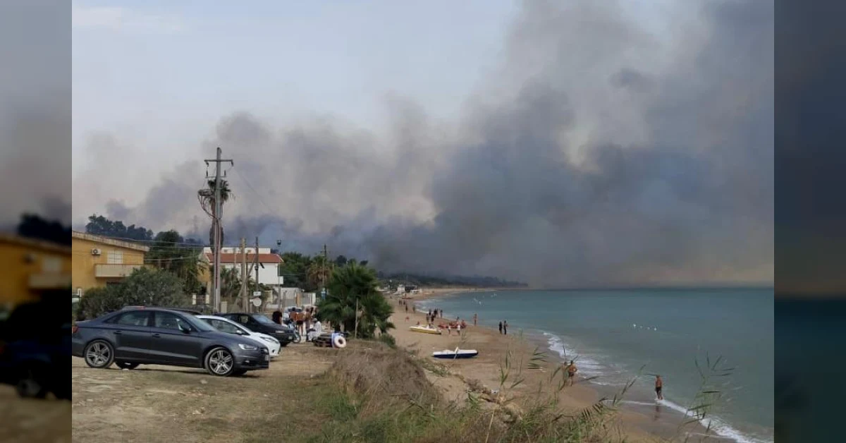 Incendio tra San Giorgio e Macauda, evacuazione e soccorsi in corso