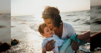 Bonus mamme confermato nella Manovra 2027, fino a 720 euro esentasse per le madri lavoratrici