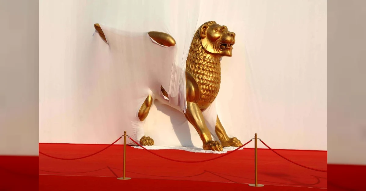 Venezia 83, red carpet con George Clooney e Guy Pearce al Lido