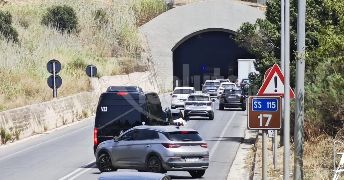 Lavori in galleria sulla SS115 a Sciacca, code e rallentamenti