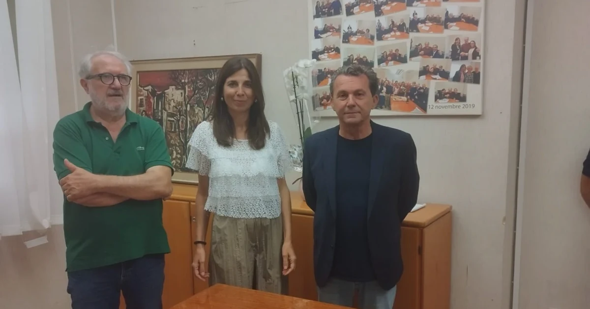 Antonella Siragusa nuovo direttore Iacp Agrigento con pannelli solari su case popolari