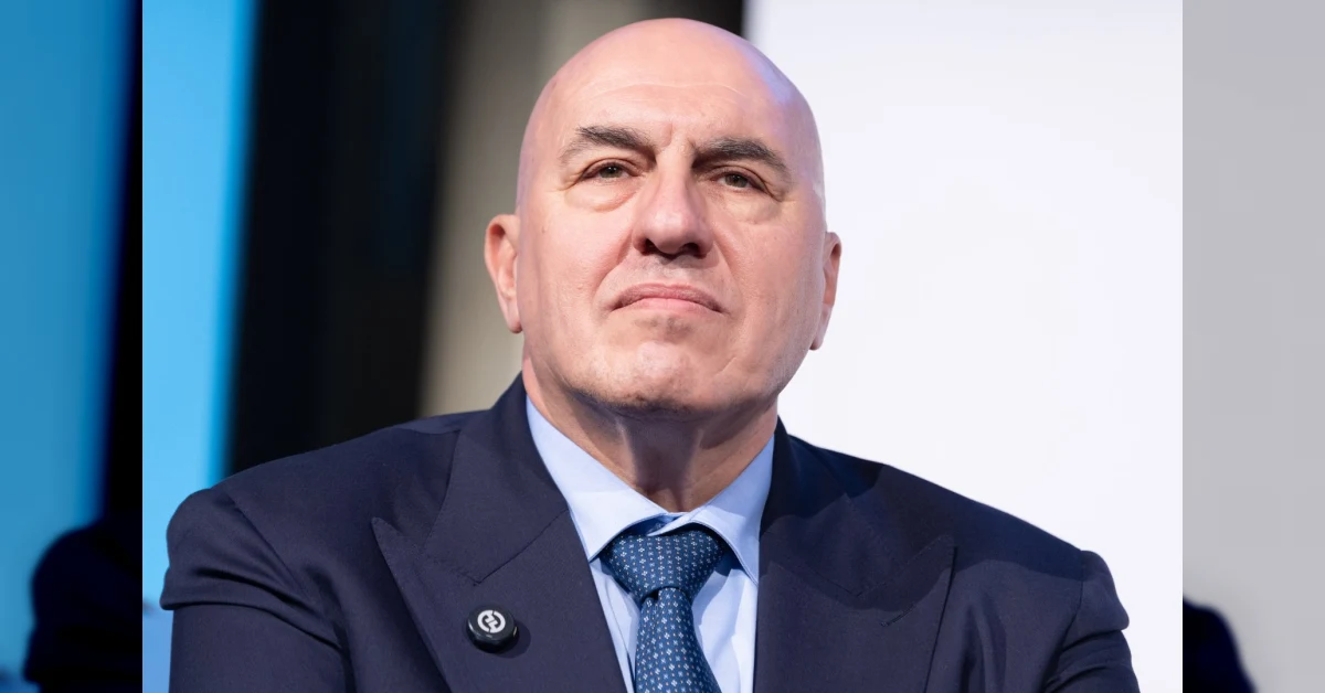 Il ministro della Difesa Guido Crosetto al portale di Porta San Paolo a Roma durante la celebrazione dell'anniversario