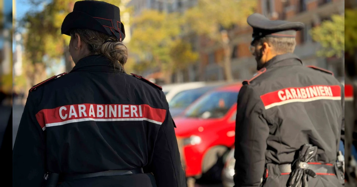 Carabinieri arrestano quattro persone per rapina aggravata nel rione Monti a Roma, sequestrati 230mila euro in assegni