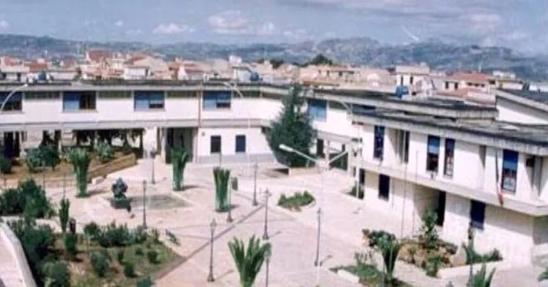“Matrimonio combinato a Montevago”, La Rocca Ruvolo rinvia le nozze alla vigilia