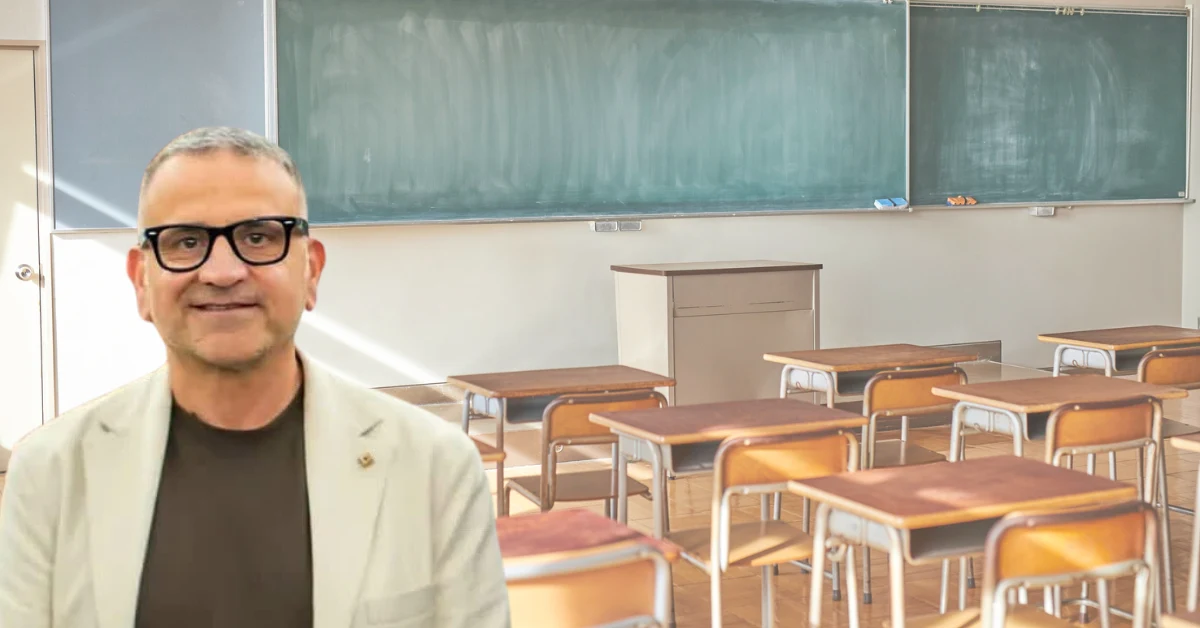 assessore ai Servizi Sociali Ribera Davide Caico e aula scuola vuota
