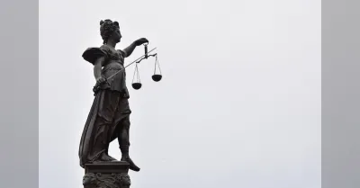 Cassazione sentenza 9674/2026, il divieto di incarichi retribuiti scatta solo con l'incasso della pensione