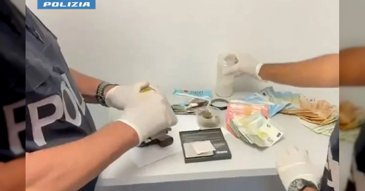 Stampante 3D a resina sequestrata in un garage officina clandestina di armi fantasma a San Giovanni La Punta