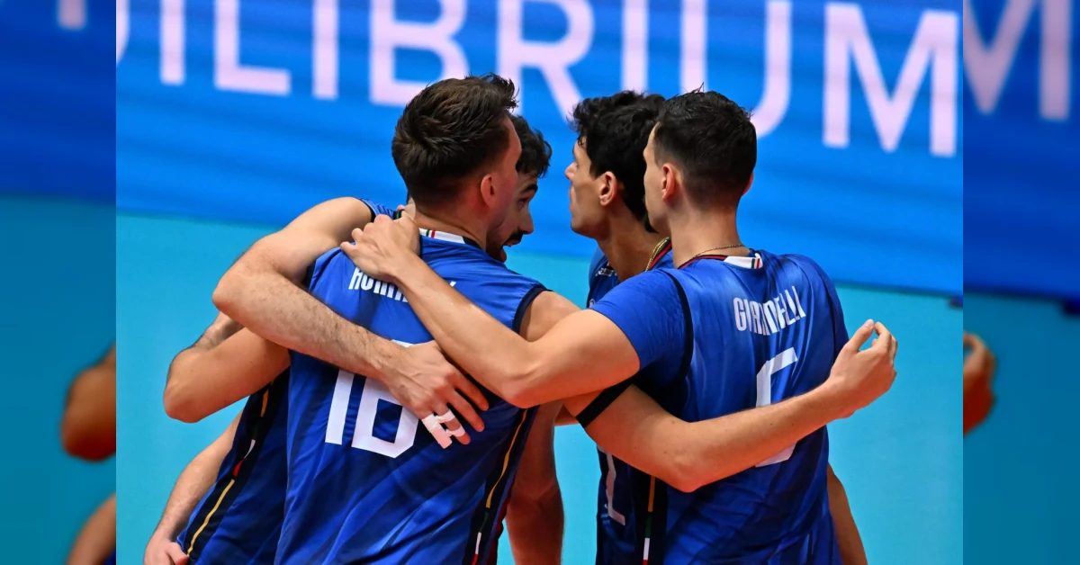 Italia maschile di pallavolo esulta dopo la vittoria 3-2 contro la Slovenia agli Europei