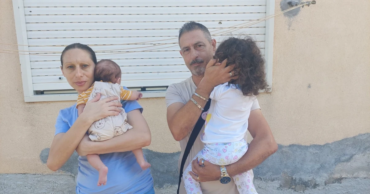 Famiglia di via Ferraro a Lo Vetere non può aprire le finestre per traffico e smog dei Tir deviati sulla 115