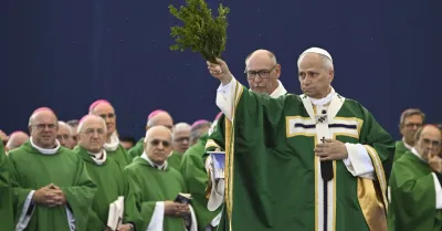 Papa Leone XIV a Lourdes denuncia aumento di violenze e povertà in Occidente