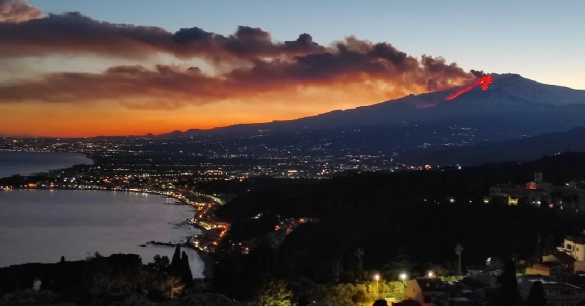 Aeroporto di Catania bloccato dalla cenere dell'Etna: voli sospesi fino a mezzanotte