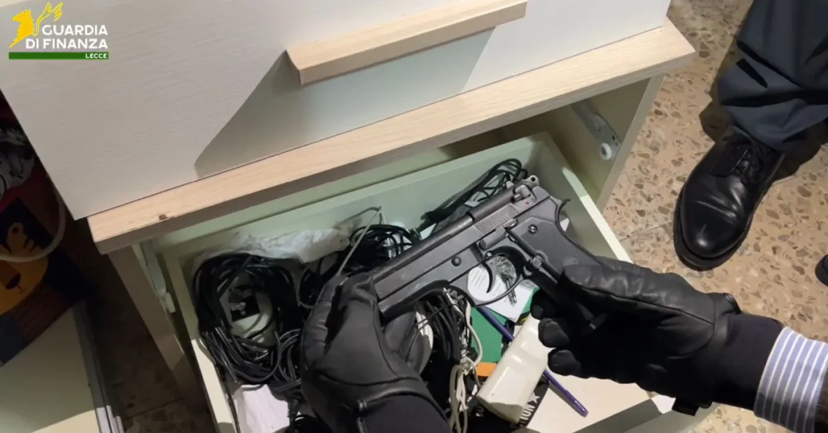 Blitz antidroga della Guardia di Finanza a Lecce: otto arresti per traffico di cocaina