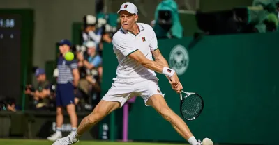 Sinner resta numero 1 del ranking ATP con 91 settimane, ma Zverev accorcia a 1.370 punti