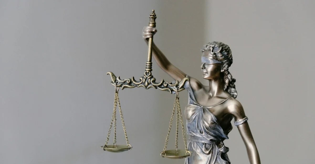 Calcolo imposta sostitutiva al 15% sulla tredicesima per redditi sotto 15.000 euro