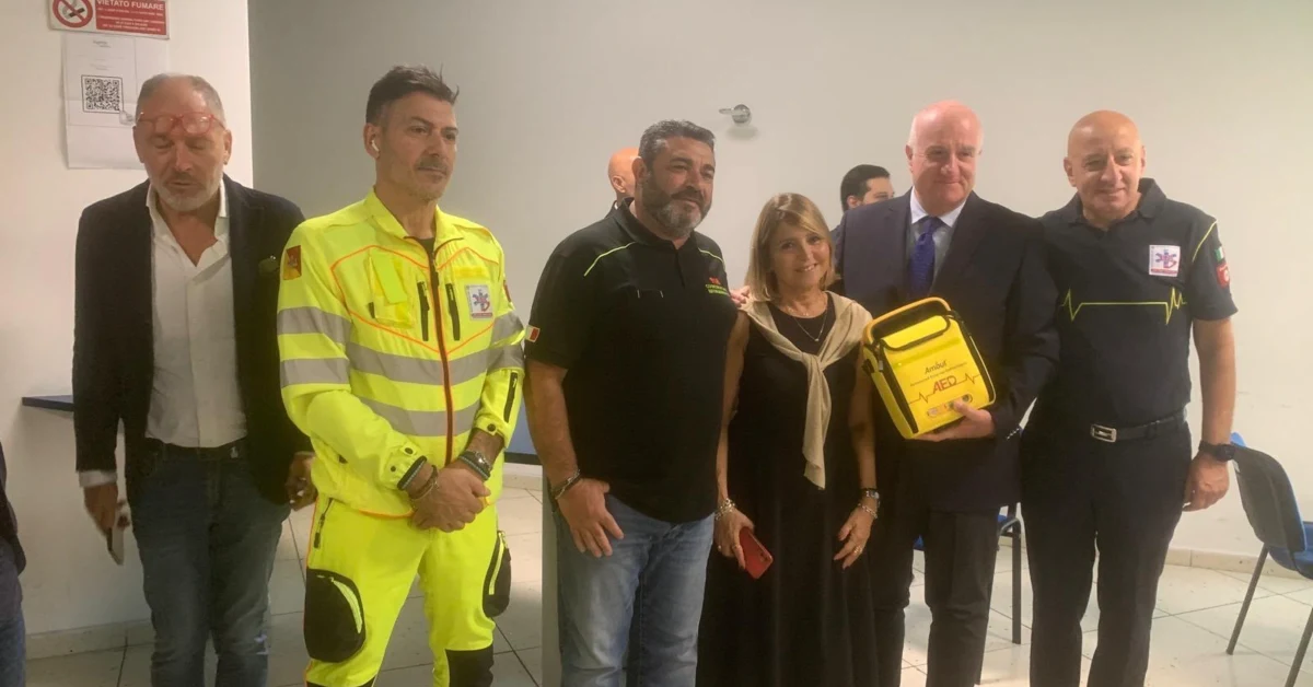 defibrillatori piccoli Comuni