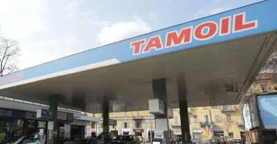 Governo italiano in trattativa con la Libia per il price cap sui carburanti, Tamoil vicina all'adesione