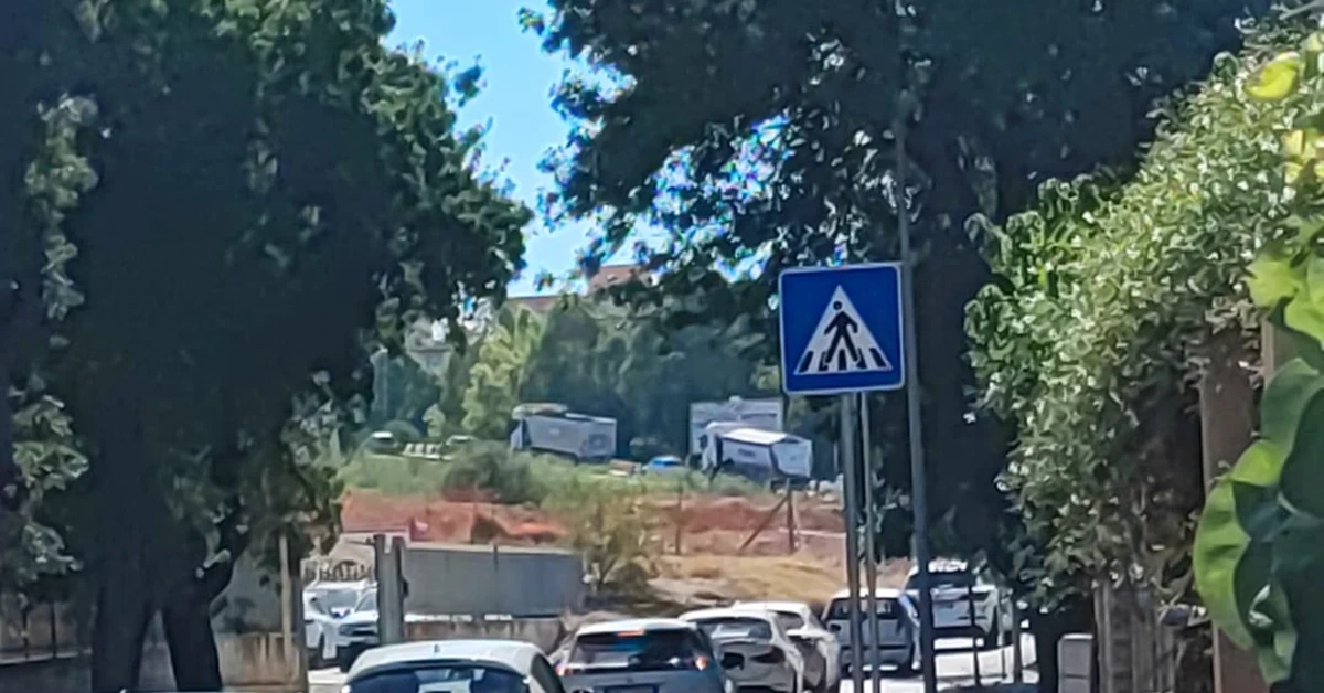 Coda di auto e camion sulla viabilità alternativa tra via Giotto e Lioni a Sciacca