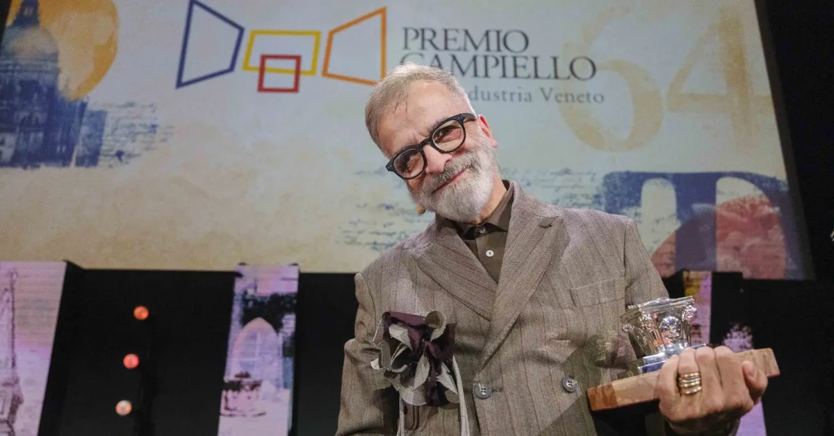 Marcello Fois vince il Premio Campiello 2026 con il romanzo L'immensa distrazione