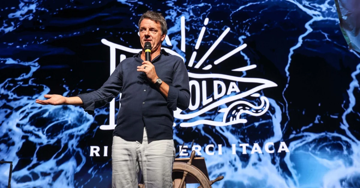 Matteo Renzi alla Leopolda mentre parla al pubblico e attacca Giuseppe Conte proponendo Calabresi sindaco di Milano