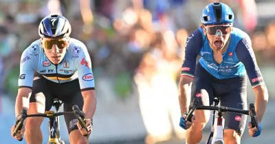 Evenepoel vince in volata l'Europeo di ciclismo, Ciccone argento e Scaroni bronzo