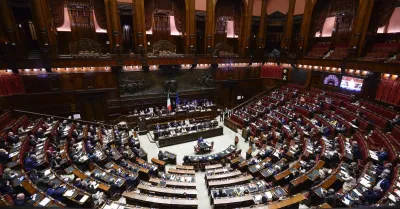 Legge elettorale, la Camera approva la fiducia sull'articolo 3 con 228 voti e rinvia a domani il voto finale