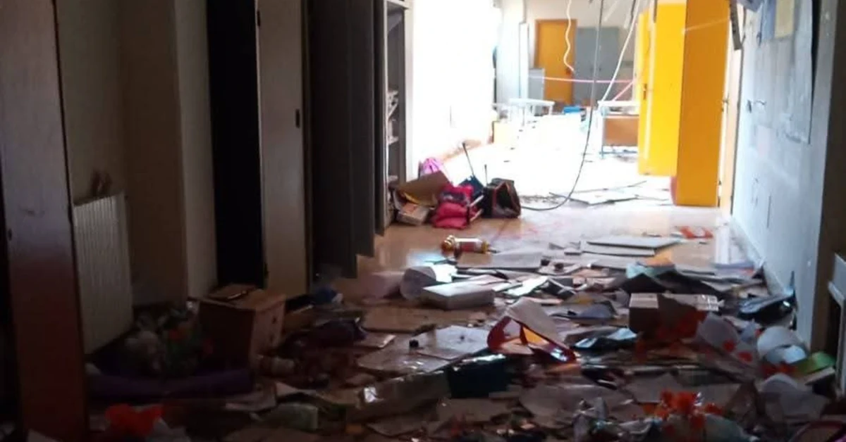 Danni alla scuola De Gasperi dopo la tromba d'aria nel trapanese