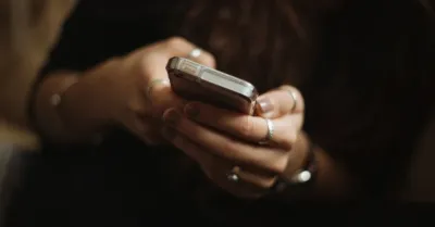 Agenzia delle Entrate, le chat WhatsApp sequestrate valgono come prova documentale nei controlli fiscali