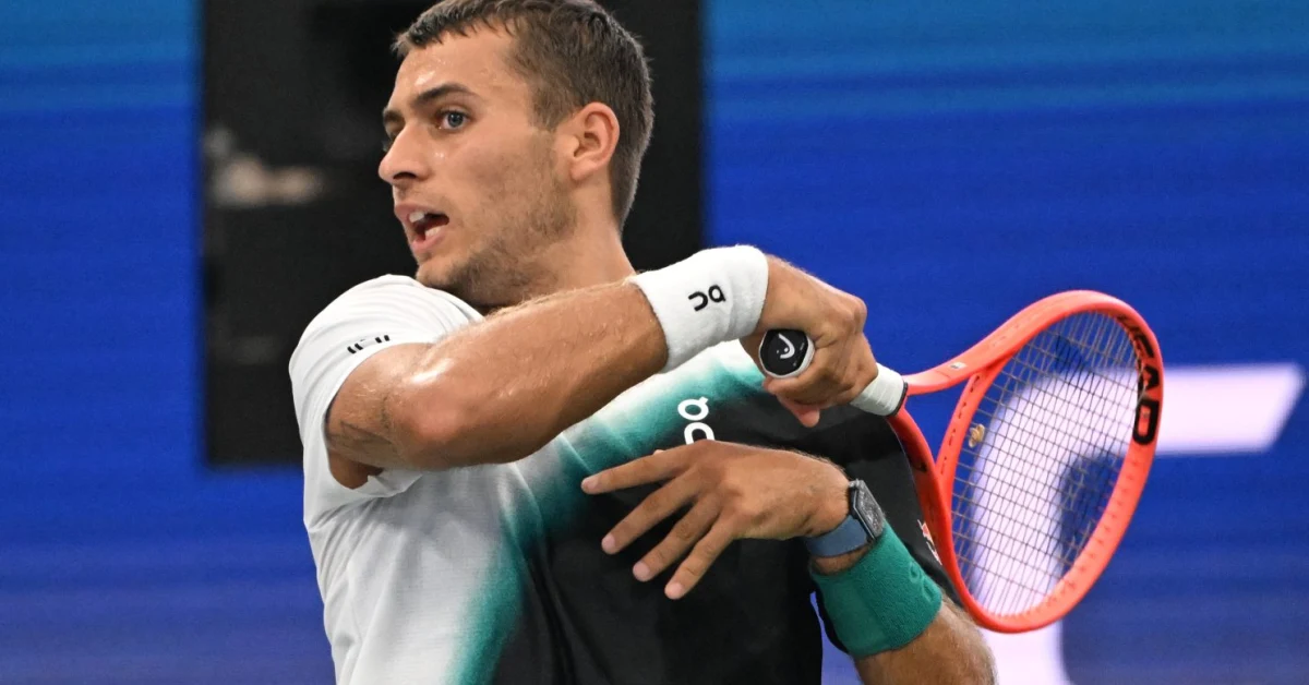 Tennisti italiani Cobolli, Berrettini e Musetti eliminati al secondo turno del Masters 1000 di Shanghai