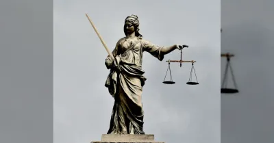 Corte d'Appello di Bologna, sentenza n. 508/2026, licenziato dopo 14 giorni di assenza ottiene riammissione e stipendi arretrati