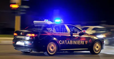 Furto in gioielleria a Racalmuto: banda in fuga