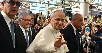 Papa Leone XIV ricoverato al Gemelli per un nodulo al polmone, intervento nel pomeriggio
