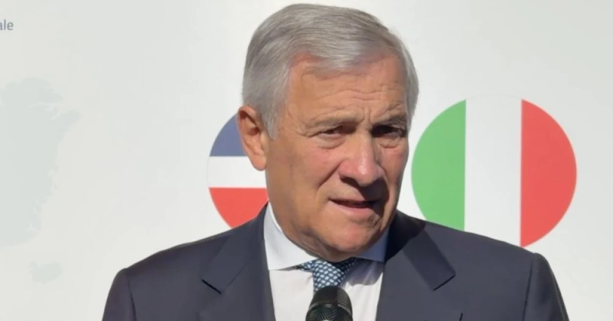Antonio Tajani in conferenza stampa a Roma con Luis Abinader