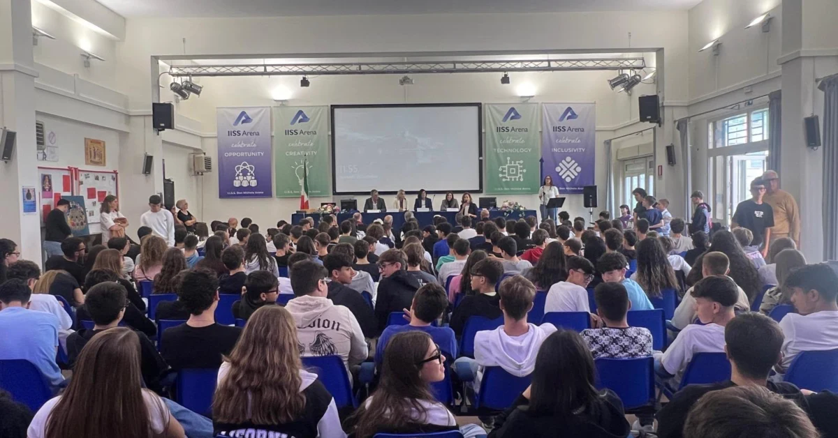 Sciacca, inaugurato il nuovo anno scolastico al “Don Michele Arena” con la premiazione delle eccellenze