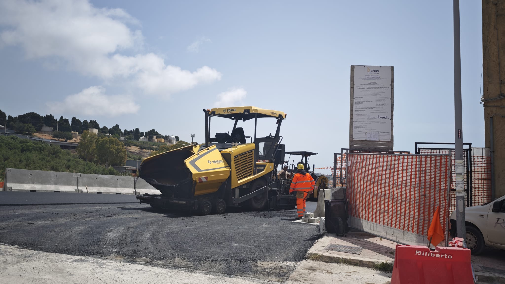 Demolizione della galleria Belvedere sulla 115 a Sciacca, asfaltata la prima delle due bretelle laterali
