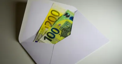 Inps accredita fino a 154,94 euro sulla tredicesima ai pensionati sotto gli 8.108,99 euro annui