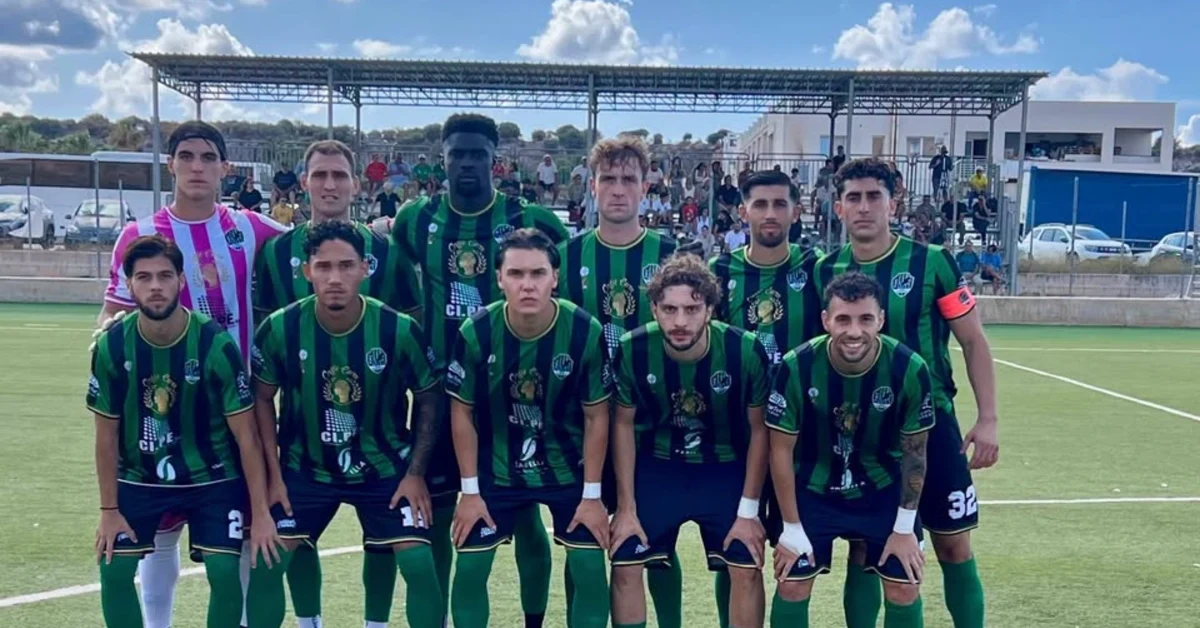 Calciatori dello Sciacca in campo durante la partita persa 3-1 contro la Sancataldese
