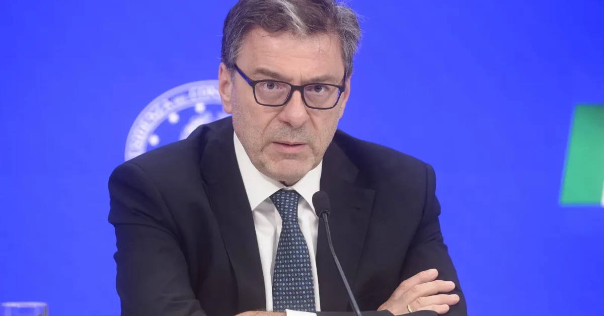 Il ministro dell'Economia Giancarlo Giorgetti in videocollegamento al Festival delle Regioni a Firenze