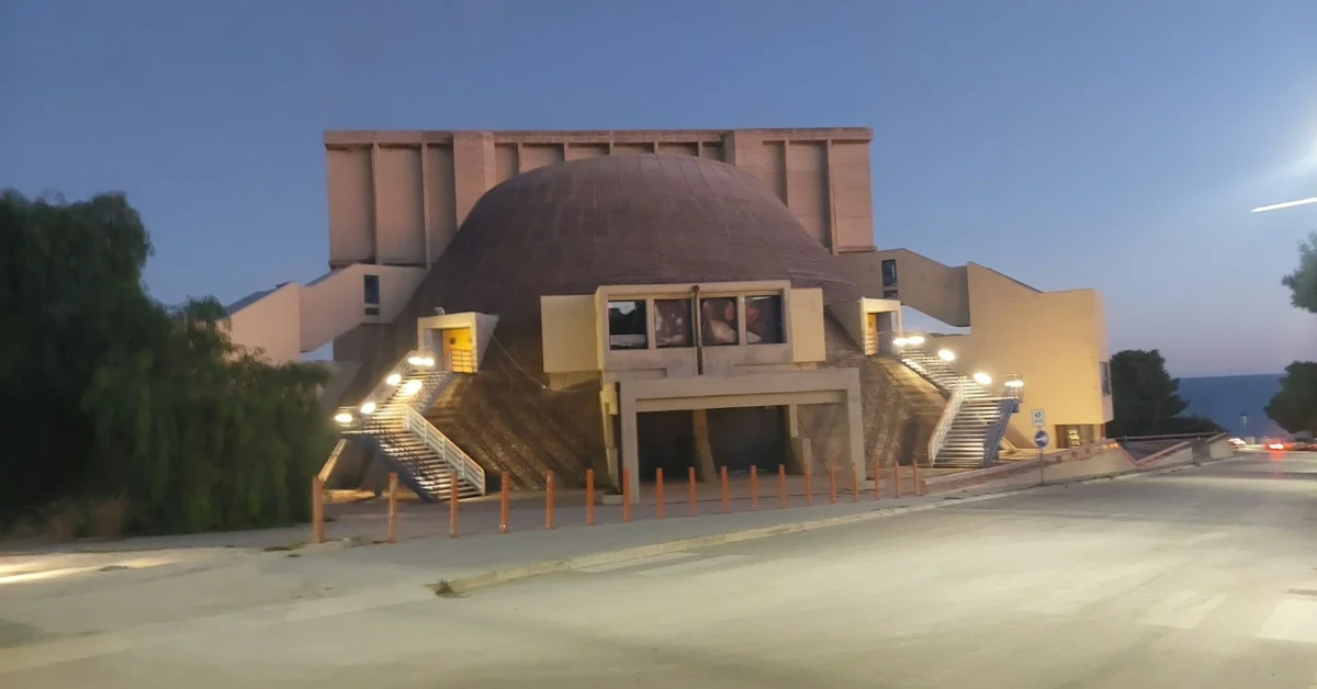 Teatro di Sciacca illuminato: primo intervento di sicurezza contro atti vandalici e furti