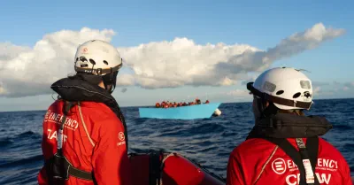 Life Support di Emergency soccorre 113 persone in due interventi nel Mediterraneo