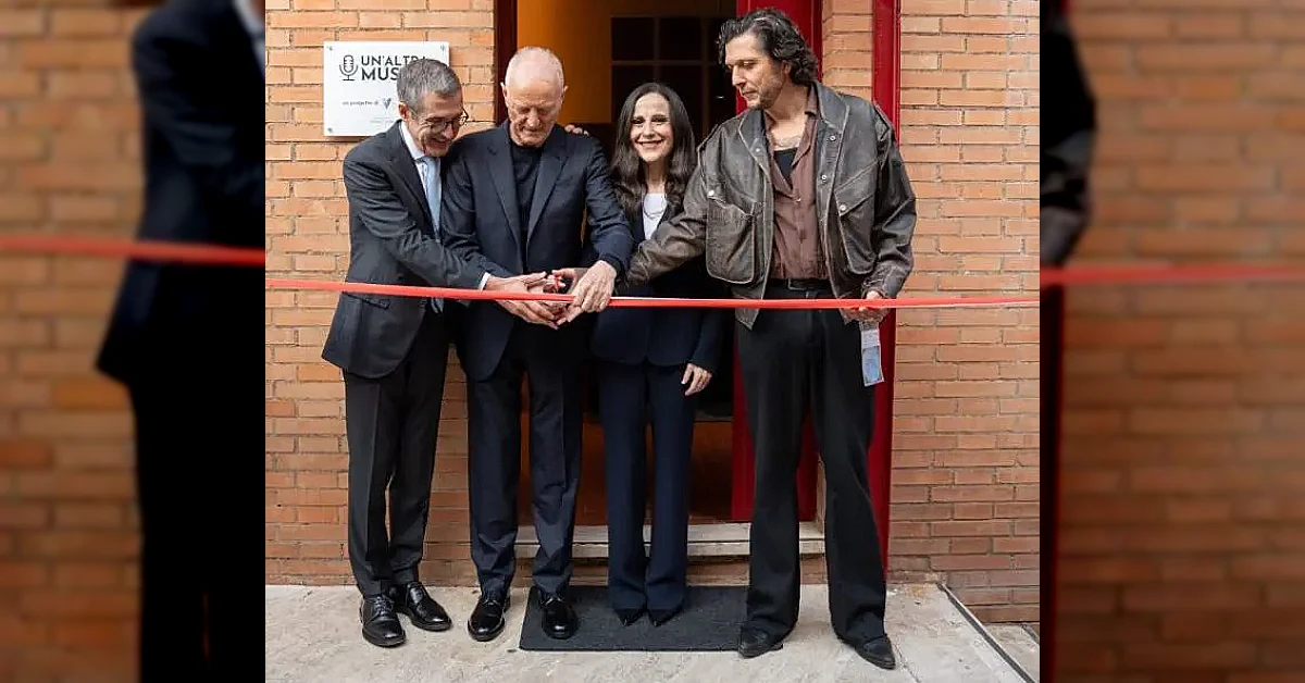 Studio di registrazione nel carcere di Rebibbia, progetto Un'altra musica con Fondazione Versace