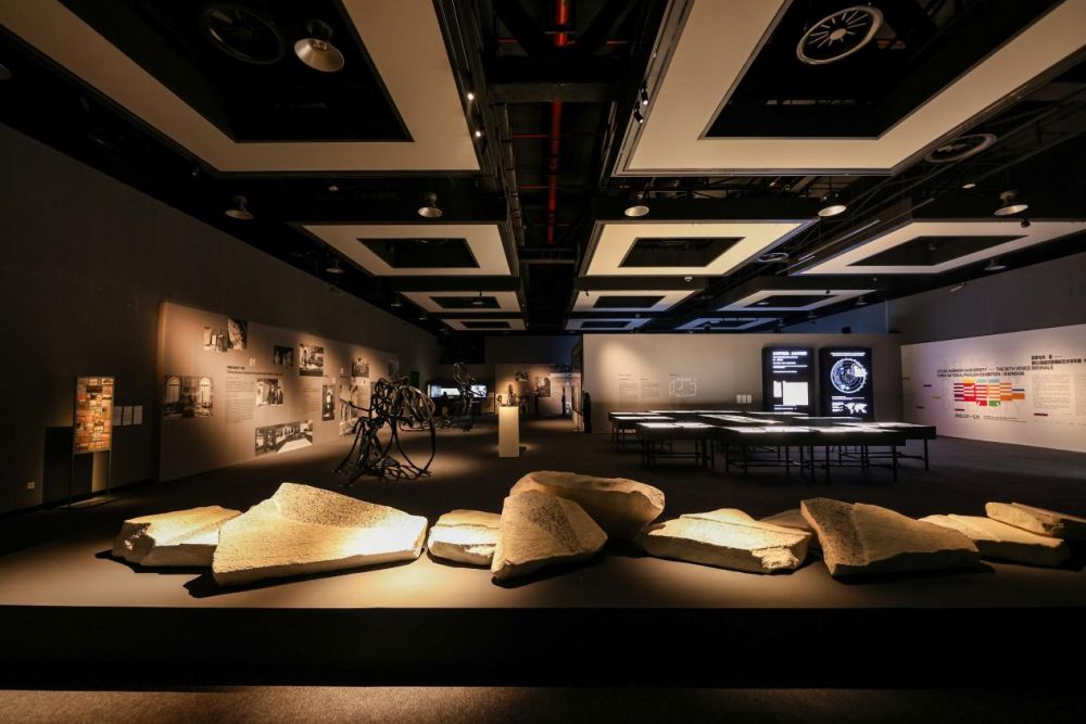 A Shanghai una mostra sul padiglione cinese della 60esima Biennale di Venezia