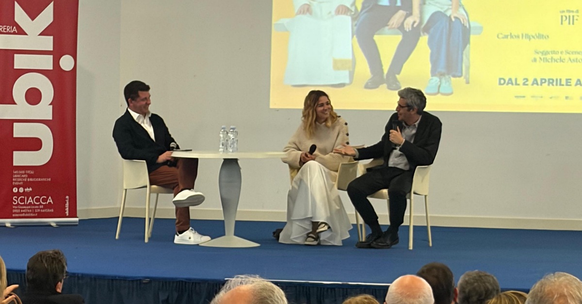 Sold out per il tour agrigentino di Pif e Giusy Buscemi con il film "Che Dio perdona a tutti" (Video)
