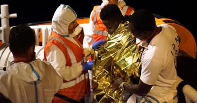 Naufragio nel Mediterraneo: 22 superstiti soccorsi, recuperati due corpi