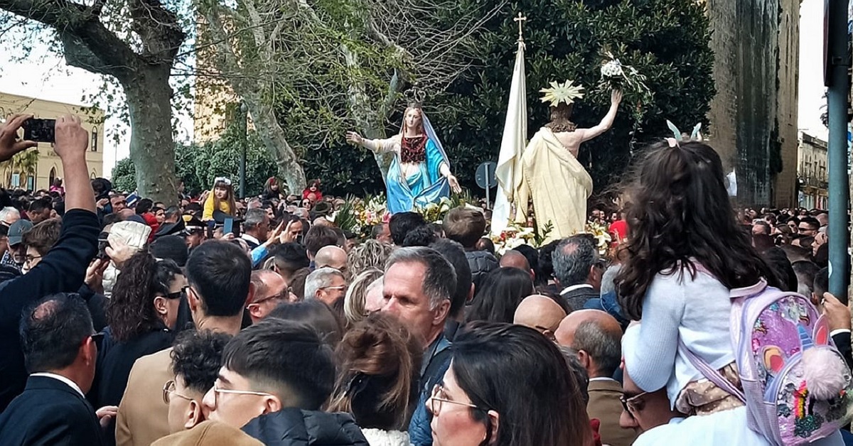 Sciacca celebra la Pasqua: incontro tra fede, tradizione e comunità (Video)