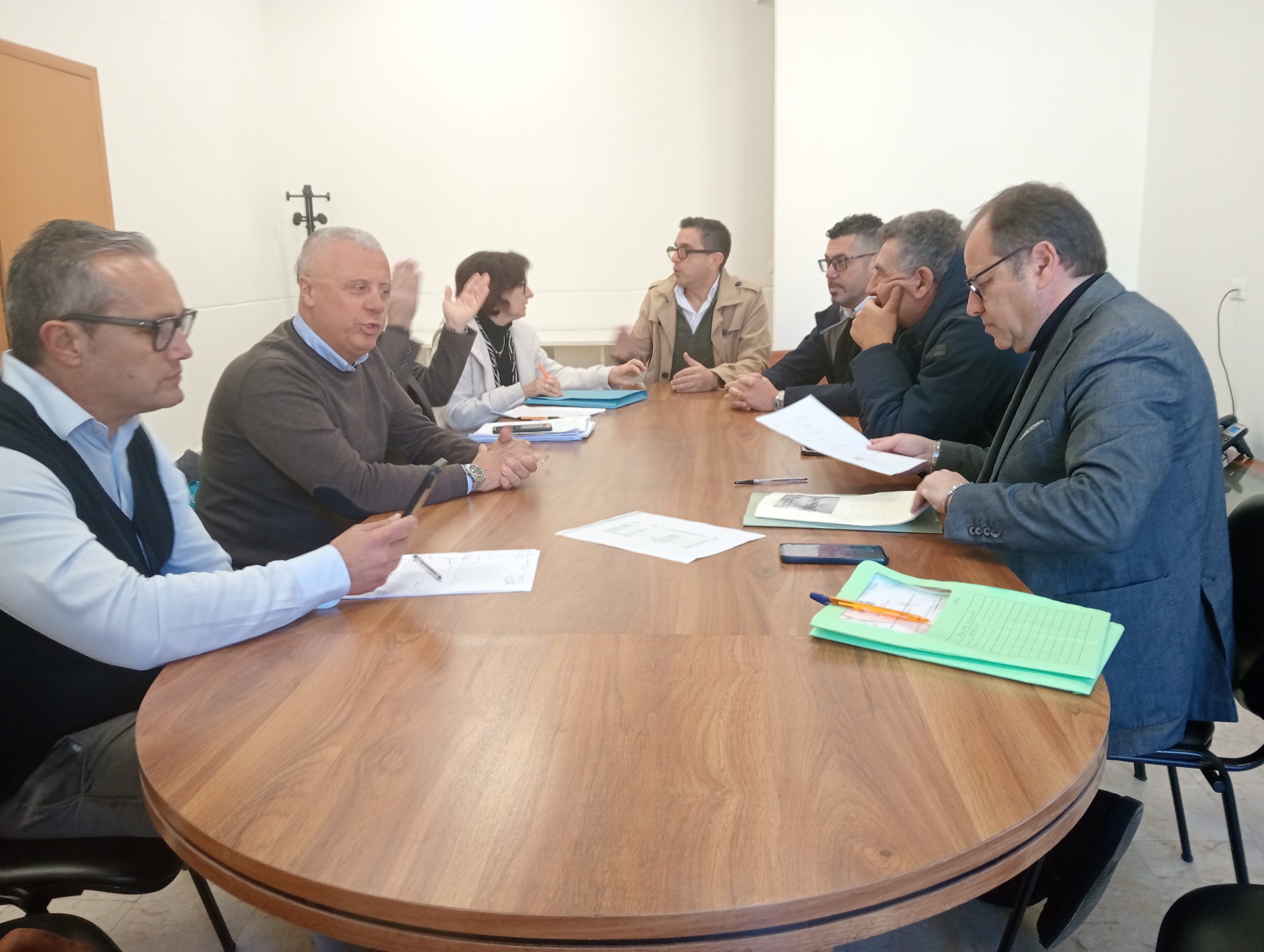 La commissione Bilancio, attacca sullo strumento finanziario: “In ritardo e ora la spesa del Comune ridotta”