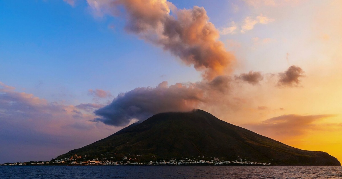 Stromboli, nuova attività lavica dal cratere Nord: monitoraggio continuo dell’Ingv